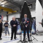 Il Primo Ministro Australiano Anthony Albanese al varo del razzo Eris presso Gilmour Space Technologies