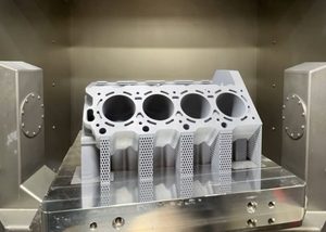 Nikon SLM Solutions e Bosch stampano in 3D un blocco motore V8 in un solo pezzo