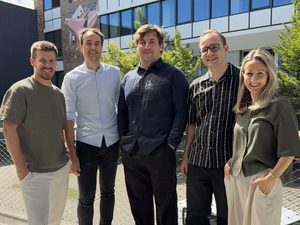 I fondatori di Kumovis tornano con Munich Medical Devices: questa volta vogliono produrre direttamente impianti porosi in PEEK